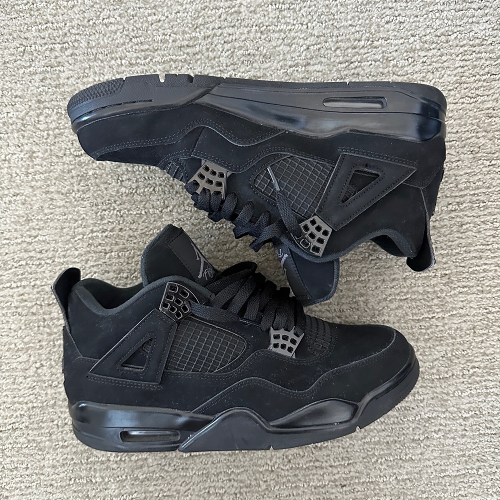 Jordan 4’s - Black Cat